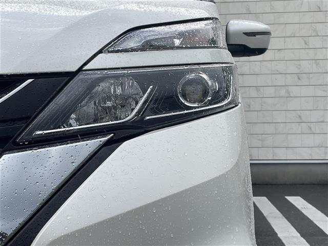 セレナ ハイウェイスター Vセレクション 純正9型SDナビ(フルセグTV/CD/DVD/BT) エマージェンシーブレーキ 後席フリップダウンモニター 両側電動 クルコン ドラレコ ETC 純正LED 純正アルミホイール プッシュスタート(18枚目)