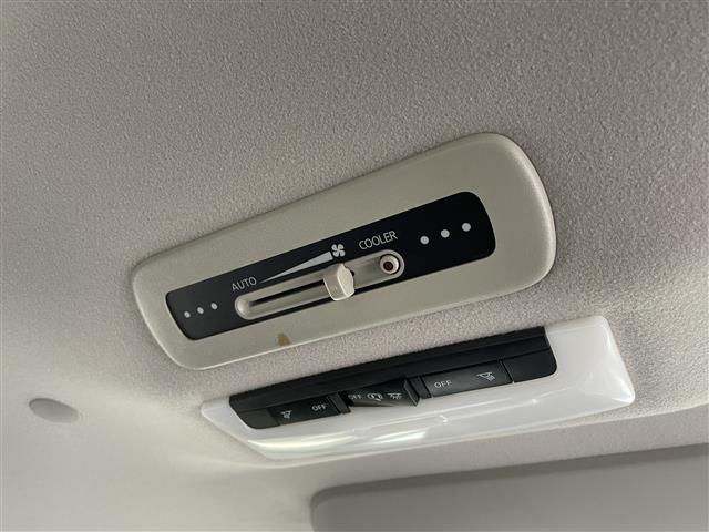 セレナ ハイウェイスター Vセレクション 純正9型SDナビ(フルセグTV/CD/DVD/BT) エマージェンシーブレーキ 後席フリップダウンモニター 両側電動 クルコン ドラレコ ETC 純正LED 純正アルミホイール プッシュスタート(26枚目)