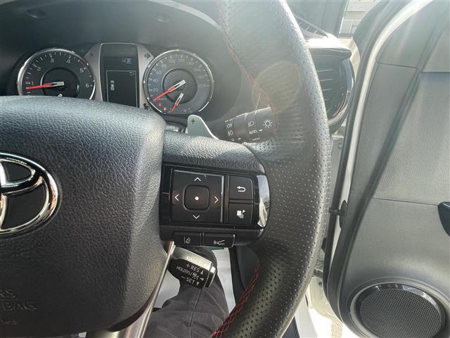 ハイラックス Z GRスポーツ(5枚目)