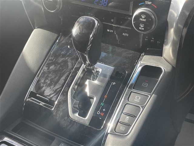 アルファード ２．５Ｓ　Ｃパッケージ　純正１０型ナビ（フルセグＴＶ／ＣＤ／ＤＶＤ／ＢＴ）　トヨタセーフ　バックカメラ　ブラインドスポット　コーナーセンサー　オートホールド　Ｗサンルーフ　両側電動　クルコン　ドラレコ　デジタルインナーミラー（11枚目）