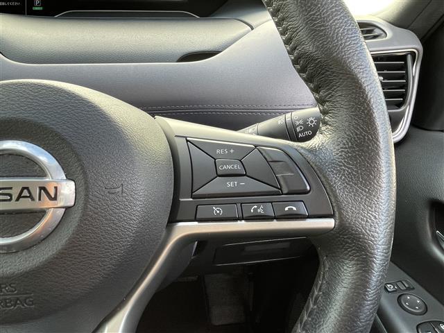 セレナ ハイウェイスターV 純正7型SDナビ(フルセグTV/CD/DVD/BT) アラウンドビューモニター フリップダウンモニター クルーズコントロール エマージェンシーブレーキ コーナーセンサー BSM 両側パワスラ(8枚目)