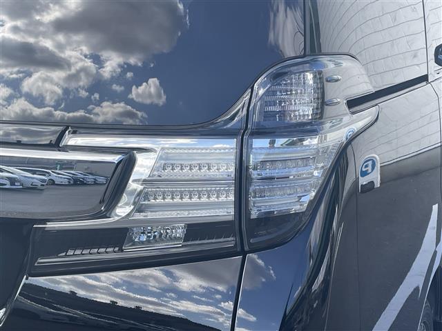 ヴェルファイア 2.5Z Gエディション 純正10型SDナビ(フルセグTV/CD/DVD/BT/HDMI)モデリスタエアロ(F.S.R)バックカメラ 後席フリップダウンモニター プリクラッシュセーフティー コーナーセンサー 電動リア 両側電動(41枚目)