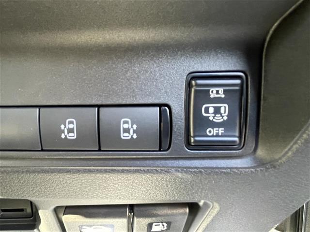 セレナ e-パワー ハイウェイスターV 純正12.3型ディスプレイナビ(フルセグTV/BT) アラウンドビューモニター フリップダウン後席モニター プロパイロット エマージェンシーブレーキ コーナーセンサー BSM 両側パワスラ ETC(7枚目)