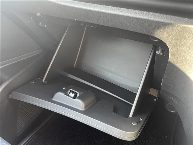 セレナ e-パワー ハイウェイスターV 純正12.3型ディスプレイナビ(フルセグTV/BT) アラウンドビューモニター フリップダウン後席モニター プロパイロット エマージェンシーブレーキ コーナーセンサー BSM 両側パワスラ ETC(30枚目)