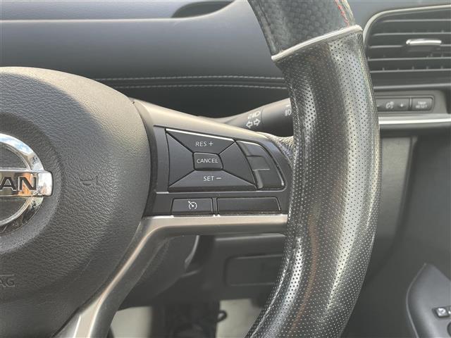 セレナ ハイウェイスター 純正9型SDナビ(フルセグTV/CD/DVD/BT) AM/FM/AUX アラウンドビューモニター フリップダウンモニター エマージェンシーブレーキ コーナーセンサー 両側パワスラ ドラレコ(25枚目)