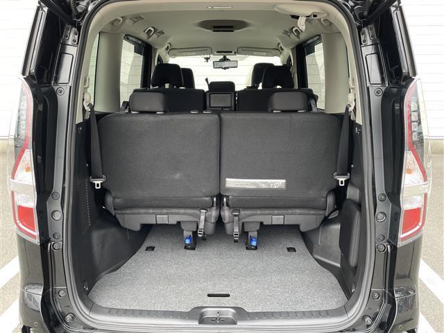 セレナ ハイウェイスターＶ　社外７型ＳＤナビ（ワンセグＴＶ／ＣＤ／ＤＶＤ／ＢＴ）アラウンドビューモニター　プロパイロット　エマージェンシーブレーキ　コーナーセンサー　ＢＳＭ　両側電動　ＥＴＣ　デジタルインナーミラー　ＵＳＢ（16枚目）