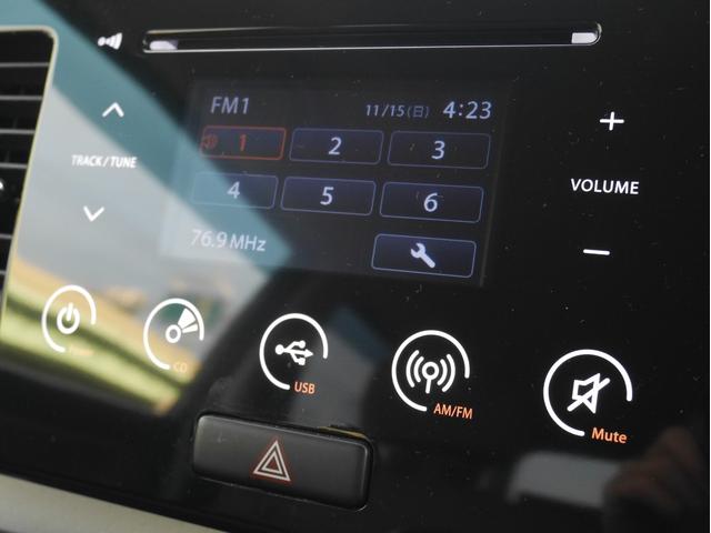 G FOUR 純正オーディオ(CD再生/AM/FM バックモニター スマートキー&プッシュスタート シートヒーター 電格ミラー ヘッドライトレベライザー バニティーミラー ウィンカーミラー(3枚目)