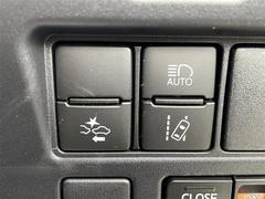 �ڡ��ȥ西�����եƥ����󥹡��۾��ͷڸ��֥졼���դ��Ǹ����������졢�����μ֤˾��ͤ������ˤʤä��ݤ˼�ư�ǥ֥졼������ư�����ͤ��ﳲ��ڸ����ޤ��� 7