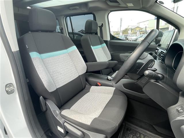 ベルランゴ シャイン ETC バックカメラ オートクルーズコントロール ターボ USB オートライト 衝突防止システム レーンアシスト クリアランスソナー ドライブレコーダー Bluetooth スマートキー ルーフレール(5枚目)