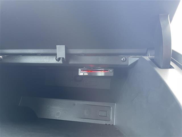 ベルランゴ シャイン ETC バックカメラ オートクルーズコントロール ターボ USB オートライト 衝突防止システム レーンアシスト クリアランスソナー ドライブレコーダー Bluetooth スマートキー ルーフレール(18枚目)