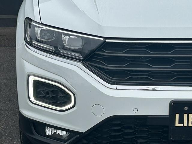 Ｔ－ロック ＴＤＩ　スポーツ　ワンオーナークルーズコントロール　純正ナビ　Ａｐｐｌｅｃａｒｐｌａｙ　フルセグＴＶ　バックカメラ　ＥＴＣ　２．０　前後ドラレコ　純正１８インチＡＷ　パドルシフト　純正フロアマット　スマートキー（50枚目）