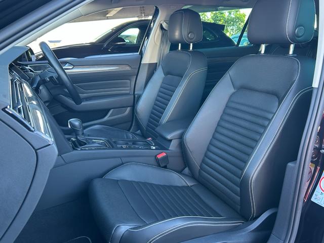 パサート TDIエレガンスアドバンス Discover Pro ACC LKA BSM 全周囲カメラ ETC ドラレコ 黒革シート パワーシート シートヒーター ベンチレーション パワーバックドア HUD コーナーセンサー 純正AW(33枚目)