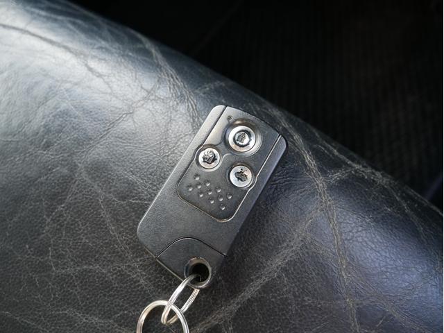 35TL 黒革電動シート シートヒーター スマートキー HDDインターナビ バックカメラ 地デジ 車高調 セルバッハ19インチアルミ ETC クルーズコントロール HID フォグ レギュラー仕様 一年保証(75枚目)