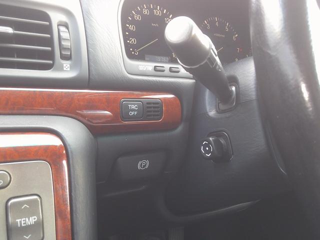 TOYOTA PROGRES NC250 IR VERSION