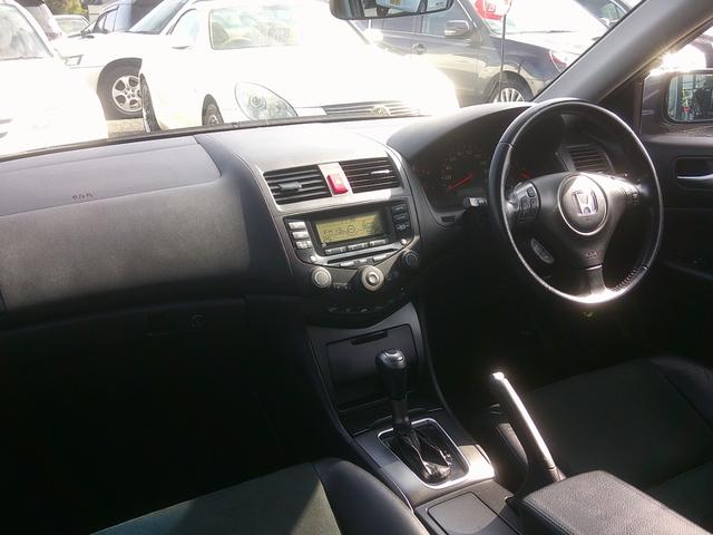 アコードワゴン タイプS 純正フルエアロ 車高調 ハーフレザーPWシート クルーズコントロール 純正電動コーナーポール HIDヘッドライト フォグ ETC キーレスキー 電動格納ウィンカードアミラー Rスポ 無限17インチAW(28枚目)