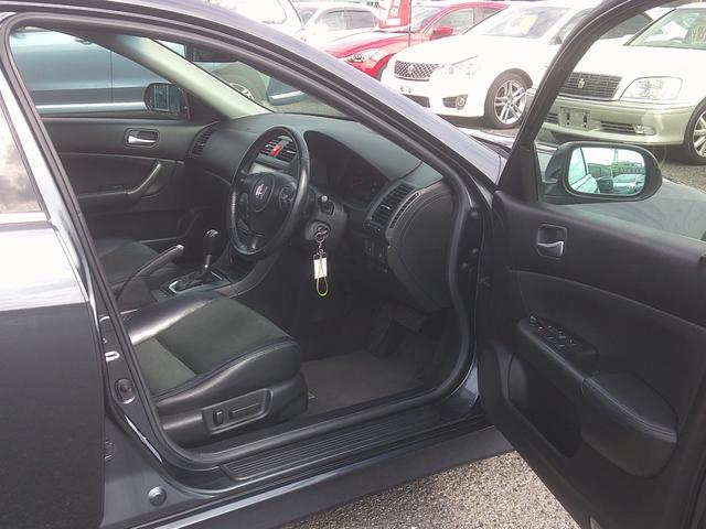 アコードワゴン タイプS 純正フルエアロ 車高調 ハーフレザーPWシート クルーズコントロール 純正電動コーナーポール HIDヘッドライト フォグ ETC キーレスキー 電動格納ウィンカードアミラー Rスポ 無限17インチAW(46枚目)