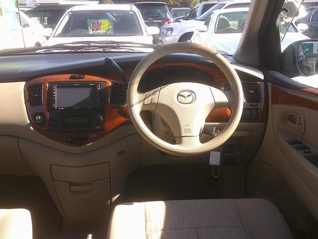 MPV スポーツ ワンオーナー 純正フルエアロ キセノンヘッドライト 両側パワースライドドア 純正電動コーナーポール ルーフスポイラー 電動格納ドアミラー キーレスキー フォグランプ 純正16インチアルミホイール(29枚目)