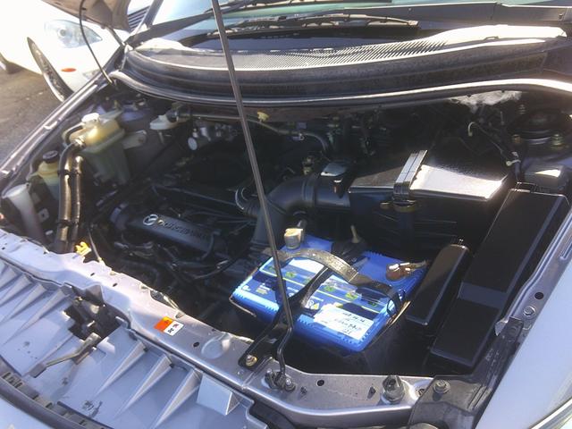 MPV スポーツ ワンオーナー 純正フルエアロ キセノンヘッドライト 両側パワースライドドア 純正電動コーナーポール ルーフスポイラー 電動格納ドアミラー キーレスキー フォグランプ 純正16インチアルミホイール(40枚目)