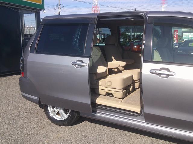 MPV スポーツ ワンオーナー 純正フルエアロ キセノンヘッドライト 両側パワースライドドア 純正電動コーナーポール ルーフスポイラー 電動格納ドアミラー キーレスキー フォグランプ 純正16インチアルミホイール(54枚目)