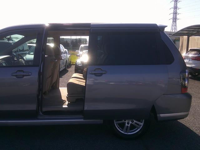 MPV スポーツ ワンオーナー 純正フルエアロ キセノンヘッドライト 両側パワースライドドア 純正電動コーナーポール ルーフスポイラー 電動格納ドアミラー キーレスキー フォグランプ 純正16インチアルミホイール(68枚目)