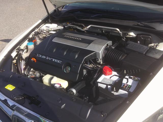 インスパイア ３０ＴＬ　純正フルエアロ　ダウンサス　社外１８インチアルミホイール　ブラックレザーパワーシート　ＨＤＤインターナビゲーション　バックカメラ　ＥＴＣ　ＩＨＣＣ　スアートキー＆キーレススタート　ＨＩＤ　Ｔスポイラー（40枚目）