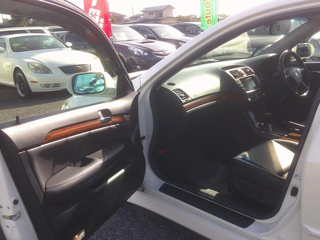 インスパイア ３０ＴＬ　純正フルエアロ　ダウンサス　社外１８インチアルミホイール　ブラックレザーパワーシート　ＨＤＤインターナビゲーション　バックカメラ　ＥＴＣ　ＩＨＣＣ　スアートキー＆キーレススタート　ＨＩＤ　Ｔスポイラー（47枚目）