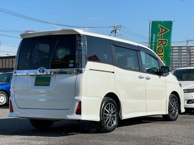 ヴォクシー ＺＳ　煌　ワンオーナー　純正フルエアロ　純正９インチＳＤナビ　バックカメラ　フルセグＴＶ　純正後席フリップダウンモニター　スマートキー＆ＰＵＳＨスタート　両側パワースライドドア　ニーＳＲＳ　純正１６インチＡＷ（22枚目）