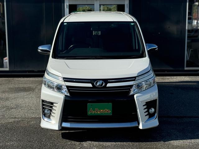 ヴォクシー ＺＳ　煌　ワンオーナー　純正フルエアロ　純正９インチＳＤナビ　バックカメラ　フルセグＴＶ　純正後席フリップダウンモニター　スマートキー＆ＰＵＳＨスタート　両側パワースライドドア　ニーＳＲＳ　純正１６インチＡＷ（23枚目）