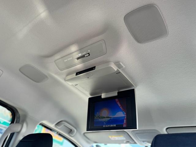 ヴォクシー ＺＳ　煌　ワンオーナー　純正フルエアロ　純正９インチＳＤナビ　バックカメラ　フルセグＴＶ　純正後席フリップダウンモニター　スマートキー＆ＰＵＳＨスタート　両側パワースライドドア　ニーＳＲＳ　純正１６インチＡＷ（32枚目）