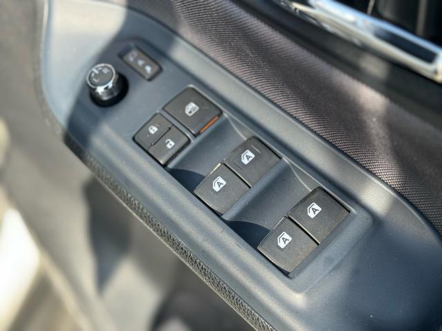 ヴォクシー ＺＳ　煌　ワンオーナー　純正フルエアロ　純正９インチＳＤナビ　バックカメラ　フルセグＴＶ　純正後席フリップダウンモニター　スマートキー＆ＰＵＳＨスタート　両側パワースライドドア　ニーＳＲＳ　純正１６インチＡＷ（47枚目）