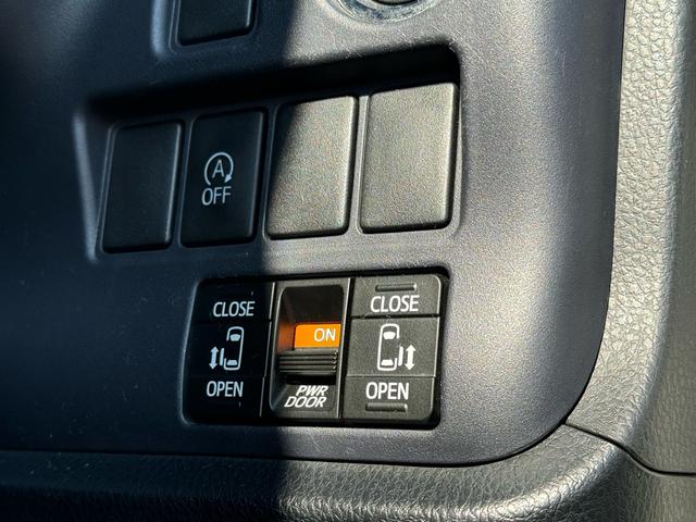 ヴォクシー ＺＳ　煌　ワンオーナー　純正フルエアロ　純正９インチＳＤナビ　バックカメラ　フルセグＴＶ　純正後席フリップダウンモニター　スマートキー＆ＰＵＳＨスタート　両側パワースライドドア　ニーＳＲＳ　純正１６インチＡＷ（65枚目）