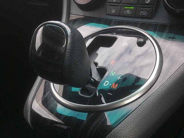 マークＸジオ エアリアル　後期型　純正フルエアロ　楽ナビＬｉｔｅ　地デジＴＶ　ＢｌｕｅｔｏｏｔｈＡＤ　ＥＴＣ　スマートキー＆ＰＵＳＨスタート　ディスチャージＨＬ　カーテンＳＲＳ　電動格納ウィンカードアミラー　純正１８インチＡＷ（68枚目）