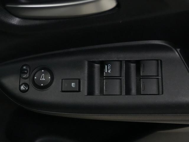 フィットハイブリッド F 衝突軽減ブレーキ レーダークルーズ レーンキープアシスト 社外メモリナビ スマートキー DVDビデオ再生 プッシュスタート ETC ドライブレコーダー ウインカーミラー WSRS ABS(18枚目)