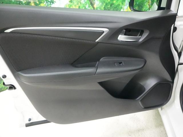 フィットハイブリッド F 衝突軽減ブレーキ レーダークルーズ レーンキープアシスト 社外メモリナビ スマートキー DVDビデオ再生 プッシュスタート ETC ドライブレコーダー ウインカーミラー WSRS ABS(35枚目)