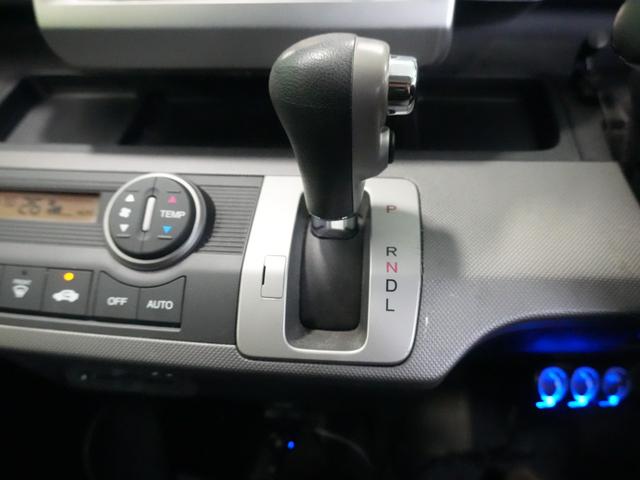 フリード G ハイウェイエディション ワンオーナー 純正ナビ 地デジ パワスラ キーレス ETC DOP HDDナビ BT DVD CD ラジオ SD(14枚目)