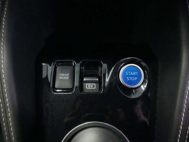 キックス Ｘ　プロパイロット　純正ナビ　フルセグ　全方位カメラ　Ｄインナーミラー　エマージェンシーブレーキ　ハンドル支援　側方支援　ステアリングスイッチ　ステアリングヒーター　フォグ　バイザー　Ｐスタート（19枚目）