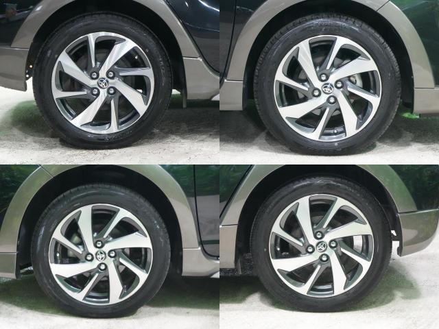 アクア X-アーバン 純正SDナビ ワンセグTV ハーフレザー シートヒーター ナノイー スマートキー 純正16インチ ルーフレール ビルトインETC プッシュスタート ウインカーミラー バックカメラ(5枚目)