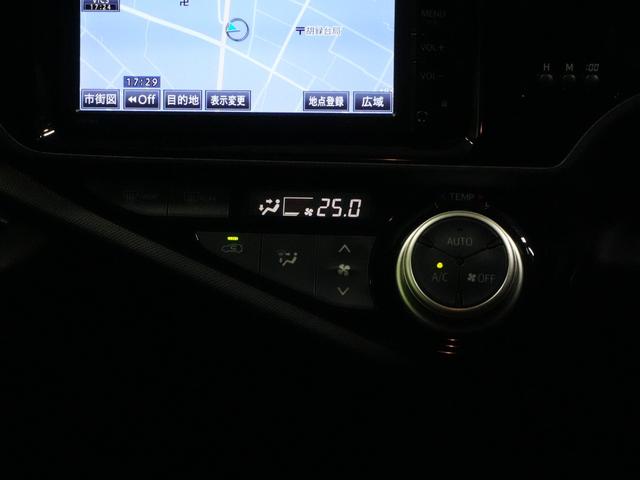 アクア X-アーバン 純正SDナビ ワンセグTV ハーフレザー シートヒーター ナノイー スマートキー 純正16インチ ルーフレール ビルトインETC プッシュスタート ウインカーミラー バックカメラ(14枚目)