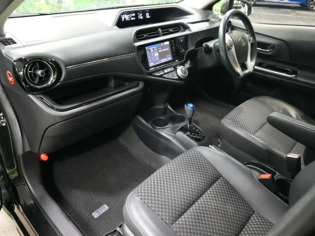 アクア X-アーバン 純正SDナビ ワンセグTV ハーフレザー シートヒーター ナノイー スマートキー 純正16インチ ルーフレール ビルトインETC プッシュスタート ウインカーミラー バックカメラ(38枚目)