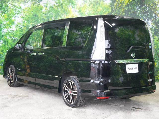 お好みのデザインのアルミホイールや、新品タイヤ、スタッドレスタイヤなどのオプションもお選びいただけます。車種に合わせたサイズをお調べしてご提案させていただきますのでスタッフにお申し付けください☆