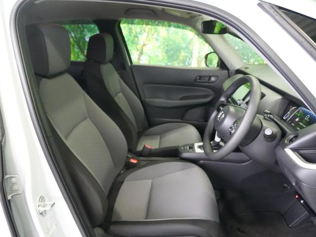 フィット ベーシック　ホンダセンシング　社外メモリナビ　レーダークルーズ　レーンキープアシスト　バックカメラ　ソナーセンサー　ウインカーミラー　スマートキー　プッシュスタート　ＥＴＣ　電動格納ミラー　ＷＳＲＳ　ＡＢＳ（33枚目）