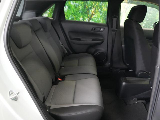 フィット ベーシック　ホンダセンシング　社外メモリナビ　レーダークルーズ　レーンキープアシスト　バックカメラ　ソナーセンサー　ウインカーミラー　スマートキー　プッシュスタート　ＥＴＣ　電動格納ミラー　ＷＳＲＳ　ＡＢＳ（41枚目）