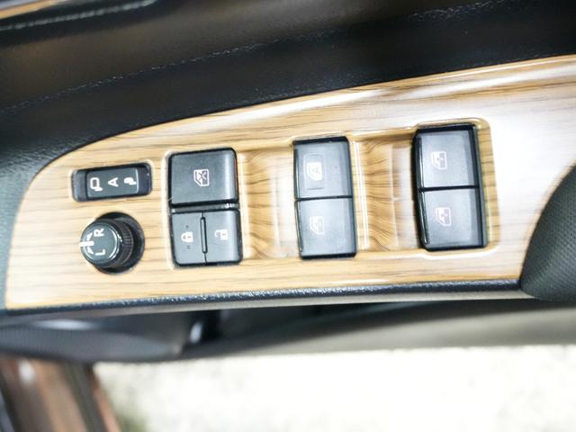 シエンタ ハイブリッドＧ　クエロ　純正９型ＳＤナビ　フルセグＴＶ　全方位カメラ　純正フリップダウンモニター　両側パワースライドドア　クルーズコントロール　衝突軽減　ＬＫＡ　ＡＨＢ　ＥＴＣ　ソナーセンサー　スマートキー２個　ワンオーナー（22枚目）