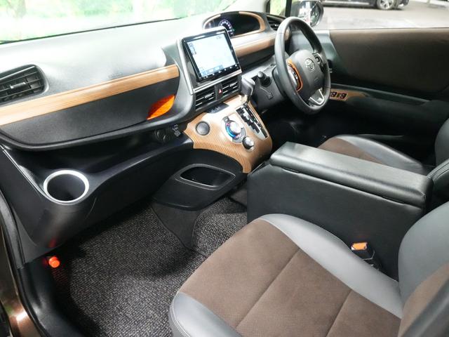 シエンタ ハイブリッドＧ　クエロ　純正９型ＳＤナビ　フルセグＴＶ　全方位カメラ　純正フリップダウンモニター　両側パワースライドドア　クルーズコントロール　衝突軽減　ＬＫＡ　ＡＨＢ　ＥＴＣ　ソナーセンサー　スマートキー２個　ワンオーナー（41枚目）