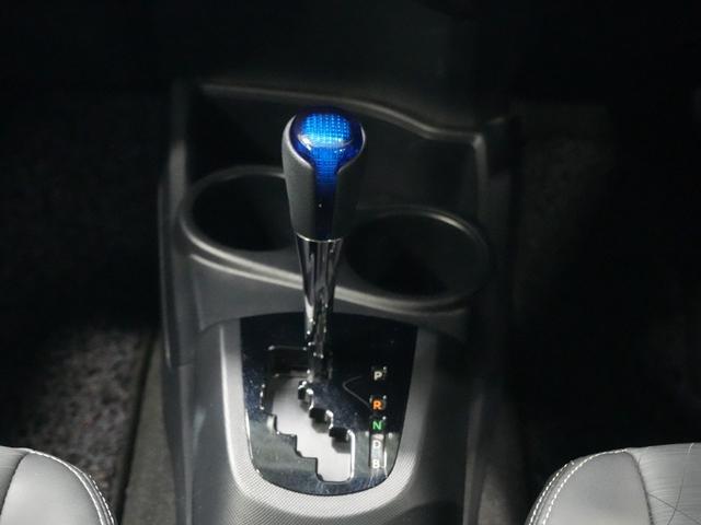 アクア Ｇブラックソフトレザーセレクション　純正９型ＳＤナビ　フルセグＴＶ　クルーズコントロール　スマートキー２個　ドライブレコーダー　バックカメラ　黒革シート　ウインカーミラー　ビルトインＥＴＣ　ＬＥＤライト　ＷＳＲＳ　ＡＢＳ（16枚目）