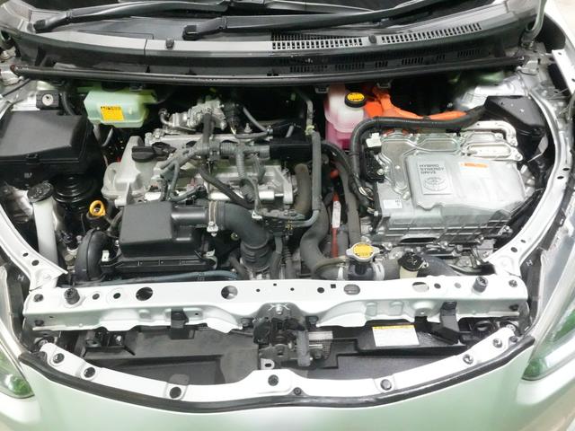 アクア Ｇブラックソフトレザーセレクション　純正９型ＳＤナビ　フルセグＴＶ　クルーズコントロール　スマートキー２個　ドライブレコーダー　バックカメラ　黒革シート　ウインカーミラー　ビルトインＥＴＣ　ＬＥＤライト　ＷＳＲＳ　ＡＢＳ（19枚目）