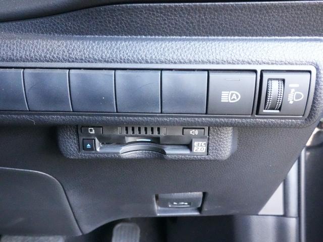 カローラツーリング ダブルバイビー　純正ディスプレーオーディオ　マップ付　フルセグＴＶ　バックカメラ　ヘッドアップディスプレー　ブラインドスポットモニター　純正１７ＡＷ　ＬＥＤ　ＥＴＣ２．０　衝突軽減　ＡＨＢ　レーダークルーズ（14枚目）