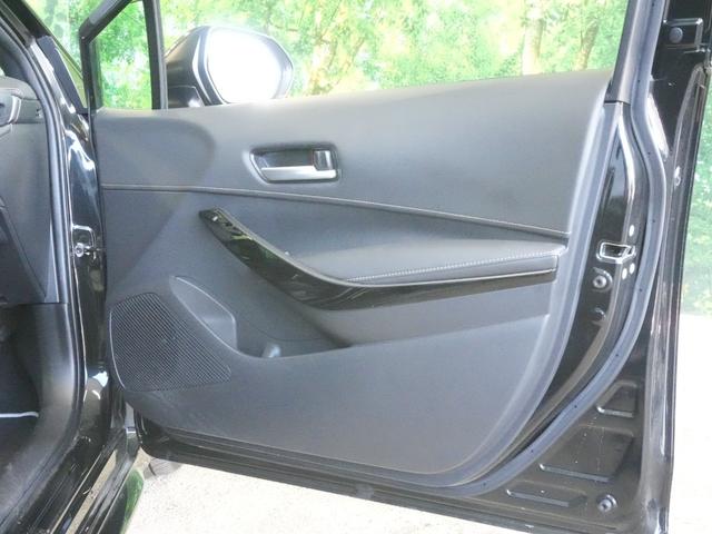 カローラツーリング ダブルバイビー　純正ディスプレーオーディオ　マップ付　フルセグＴＶ　バックカメラ　ヘッドアップディスプレー　ブラインドスポットモニター　純正１７ＡＷ　ＬＥＤ　ＥＴＣ２．０　衝突軽減　ＡＨＢ　レーダークルーズ（32枚目）