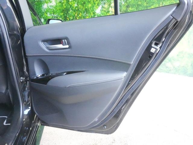 カローラツーリング ダブルバイビー　純正ディスプレーオーディオ　マップ付　フルセグＴＶ　バックカメラ　ヘッドアップディスプレー　ブラインドスポットモニター　純正１７ＡＷ　ＬＥＤ　ＥＴＣ２．０　衝突軽減　ＡＨＢ　レーダークルーズ（40枚目）