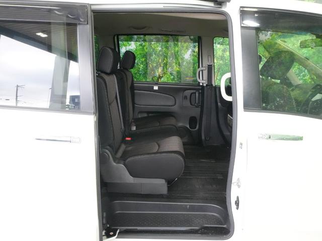 セレナ ハイウェイスター　Ｖセレクション＋セーフティ　ＳＨＶ　エマージェンシーブレーキ　両側パワースライドドア　クルーズコントロール　純正ＳＤナビ　フルセグＴＶ　バックカメラ　純正１６インチ　ＬＥＤ　ソナーセンサー　ＬＫＡ　インテリジェントキー　ＥＴＣ（41枚目）